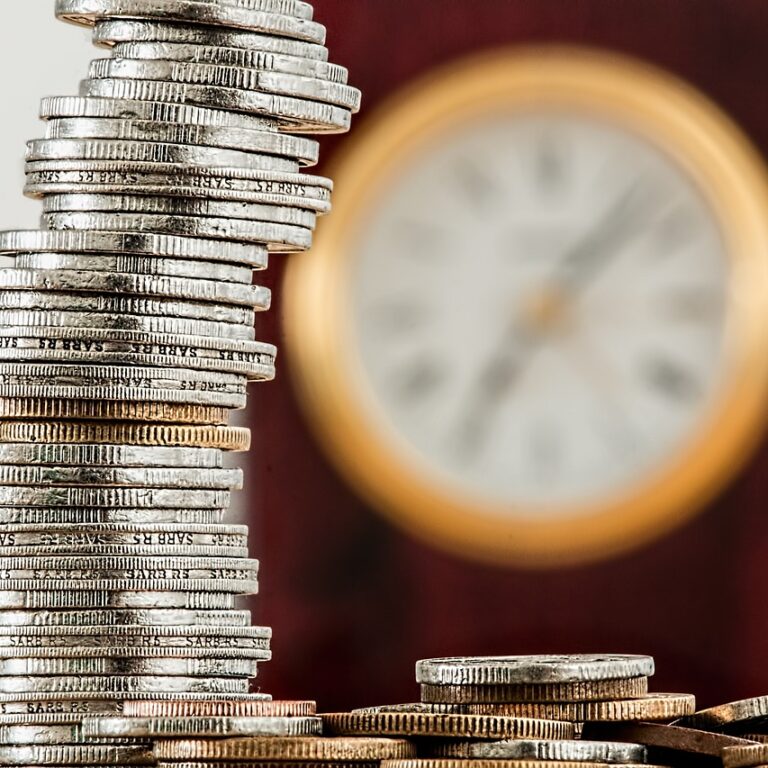 How HR Consulting Can Save Toronto Business Owners Time and Money
